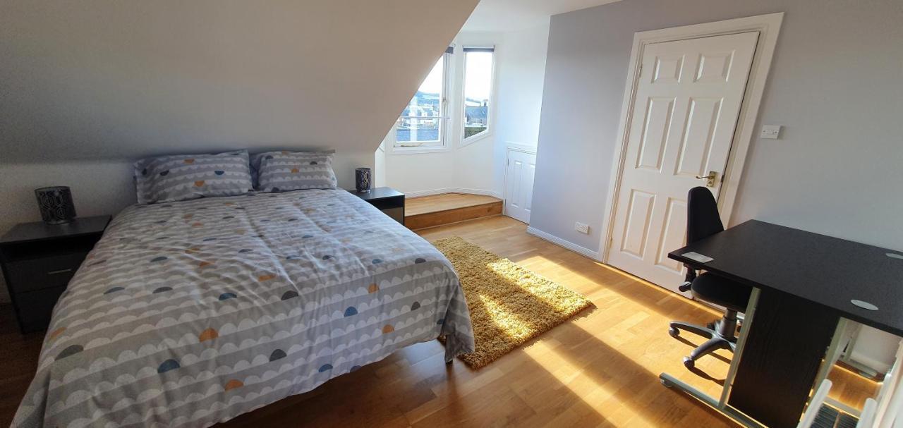Spacious, Modern 3 Bedroom Luxury Flat In Centre Location Broughty Ferry Exterior foto